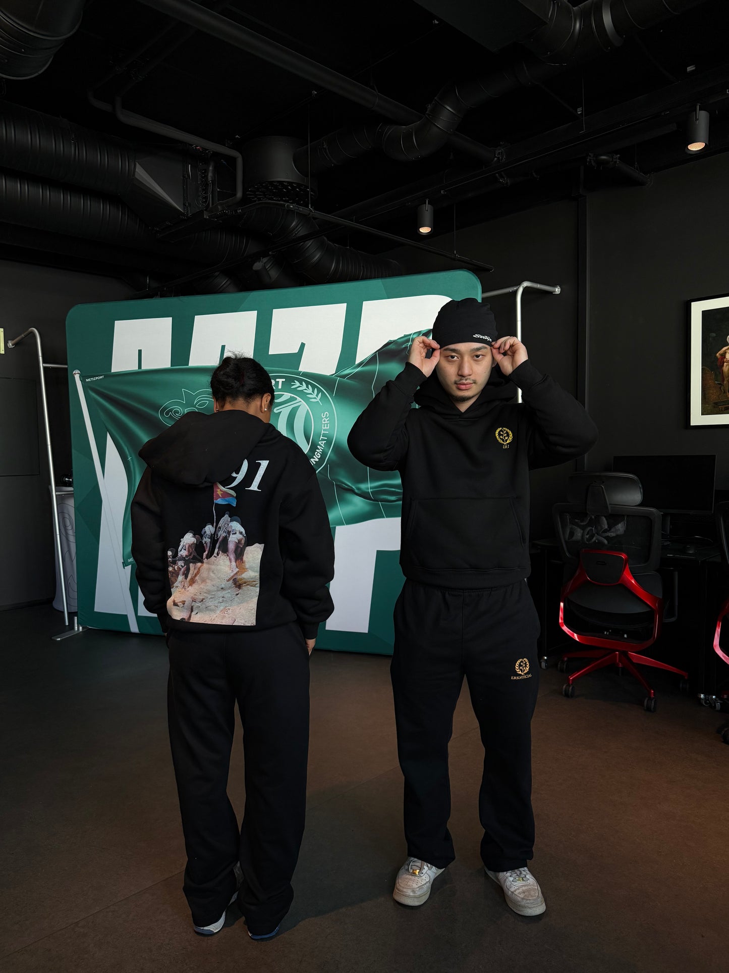 ERIOFFICIAL STRAIGHT LEG SWEATPANTS